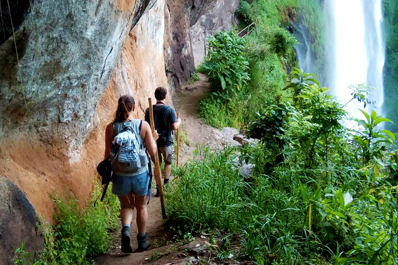 1 Day Sipi falls tour which involves a hike to 3 waterfalls, a visit to the caves and the coffee plantations.